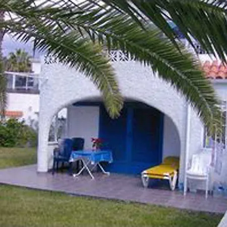 Hotel Urbania Club *